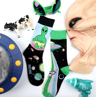 ALIEN & CAT SOCKS