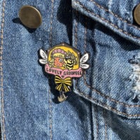 "Lovely Groupbee" Pin - Thumbnail 2
