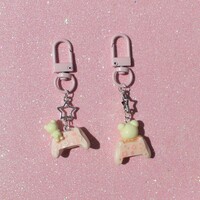 Rilakkuma Sakura Xbox controllers - Thumbnail 2