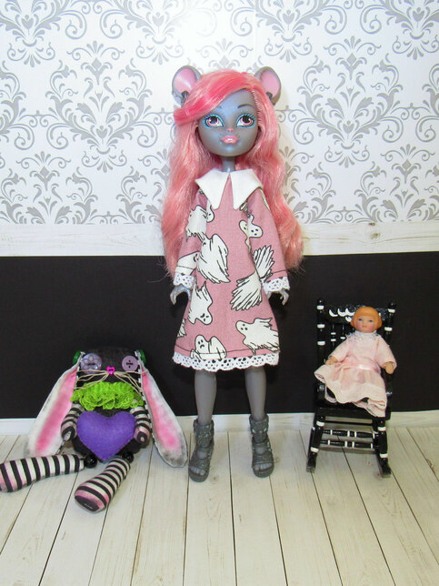 Monster High G1 Wednesday Dresses