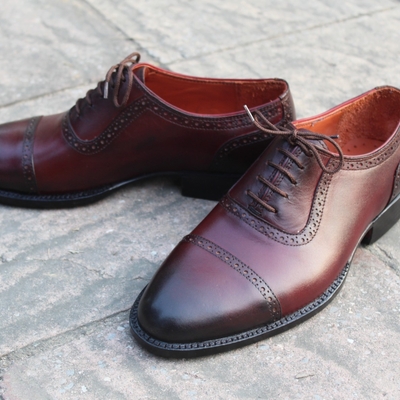 Crafted leather classic men burgundy leather oxford lace up dress shoes