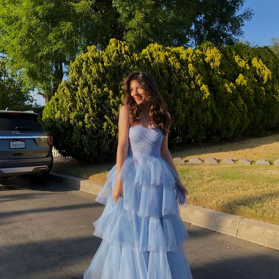 Elegant a-line blue sweetheart sleeveless ruffled prom dress