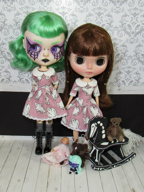 Blythe Monster High G3 Pullip Alice Dresses