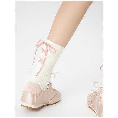 Ballet core ribbon socks