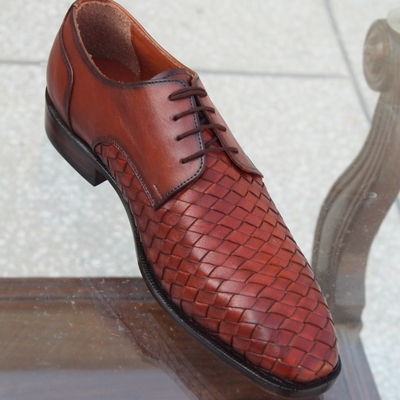 Crafted leather classic men brown woven leather lace up dress shoes - Thumbnail 3