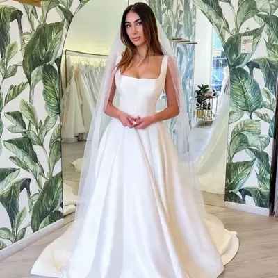 Simple a-line wedding dess square neckline backless wedding dress beach garden bridal party dress