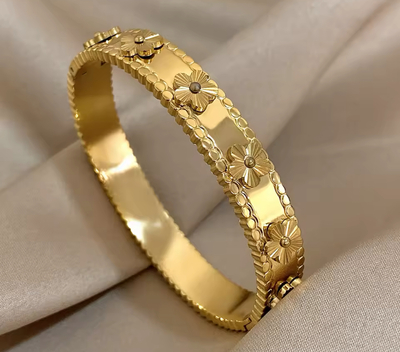 Whtatsupchic Bed of Flowers