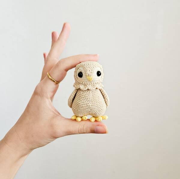 Baby Owl - critter stitch crochet bird pattern / amigurumi