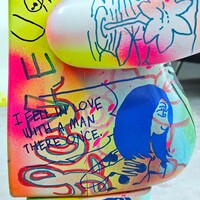 Custom Bearbrick 1000 %: "ORANGE BOY" by JUDAS ARRIETA - Thumbnail 4