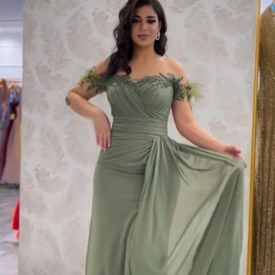 Elegant green chiffon long sleeves evening dress for wedding party  - Thumbnail 1