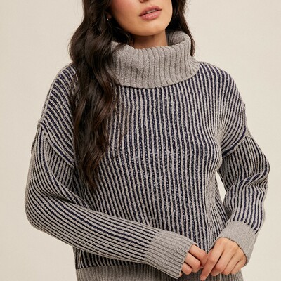 Two-tone turtle neck sweater