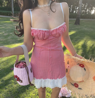 Lace hem stitching suspender dress for women with cross-back lace-up slim fit plaid steel support short skirt