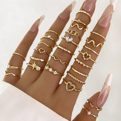 28pcs/Set minimalist diamond studded heart-shaped wave ring gold geometric joint rings