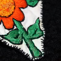 EMBROIDERED SUNFLOWER PATCH - Thumbnail 5
