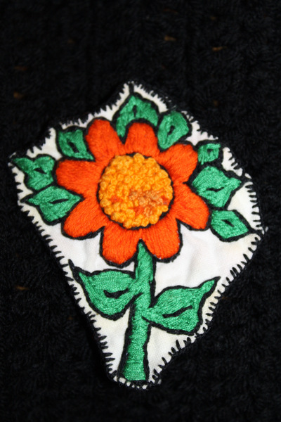 EMBROIDERED SUNFLOWER PATCH