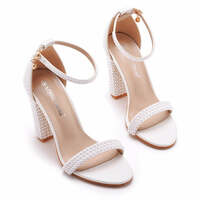 Chic Round-Toe Square Heel Sandals - Thumbnail 2