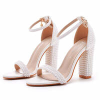 Chic Round-Toe Square Heel Sandals - Thumbnail 3