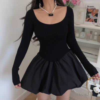 Design stitching long sleeve large u-neck dress