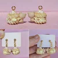 Bear donut cake earrings - Thumbnail 1