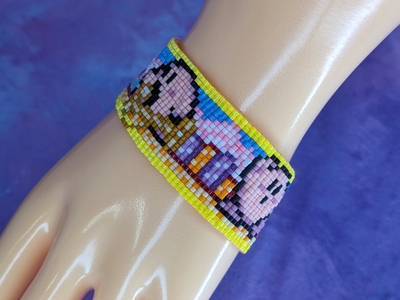 Pixel Bracelet - Inhaling Pink Friend