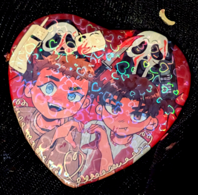 Scream Heart Pin/ Sticker