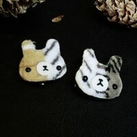 Handmade kawaii bunny and cat brooch, made of soft fabric, handmade - Thumbnail 1