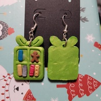 Green present earrings  - Thumbnail 1