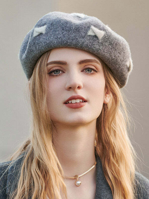 Urban Wool BowEmbellished Beret Hat