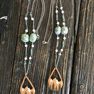 Snowy mountain forest necklace 