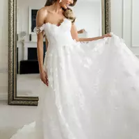 New Sweetheart Wedding Dresses Off the Shoulder 3D Flower Appliques Bridal Dress A-line Backless - Thumbnail 2