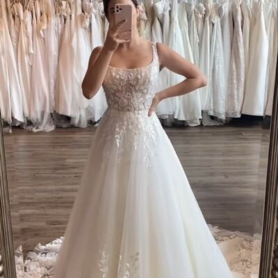 Ball gown tulle wedding dress lace appliques bridal gowns - Thumbnail 1
