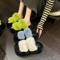 Winter Warm Plush slippers - Thumbnail 3