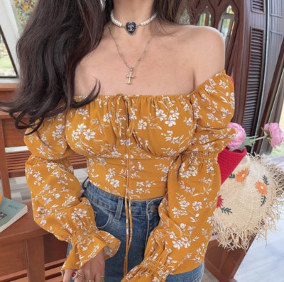 Retro Square Neck Tie Puff Sleeve Floral Holiday Cropped Top