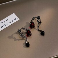 Gothic Thorn Rose Earrings - Thumbnail 2