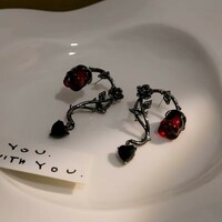 Gothic Thorn Rose Earrings - Thumbnail 3