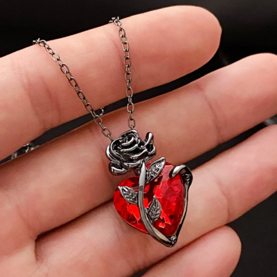 Rose Heart Love Necklace