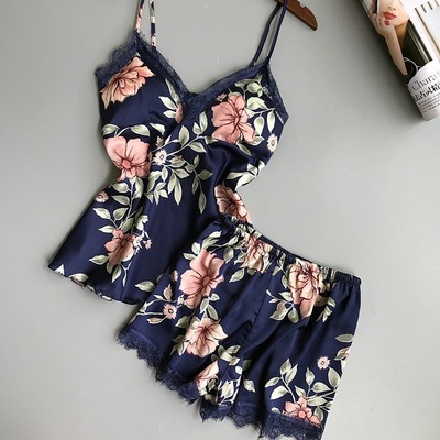 Women silk pajama set fashion print suspenders and shorts