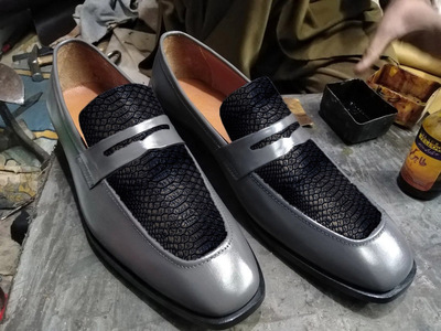 Outstanding Contrast Anaconda Texture Skin Handmade Grey Black Loafers Formal Shoes