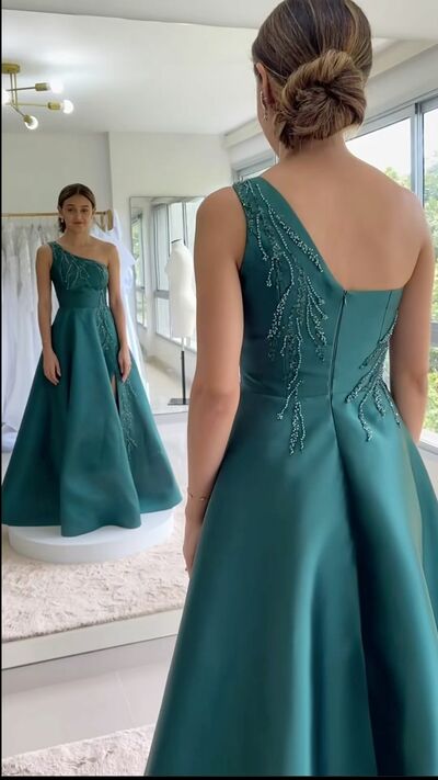 Elegant Mother of the Bride/Groom Dress Green Beading Crytals Evening Formal Prom Dress