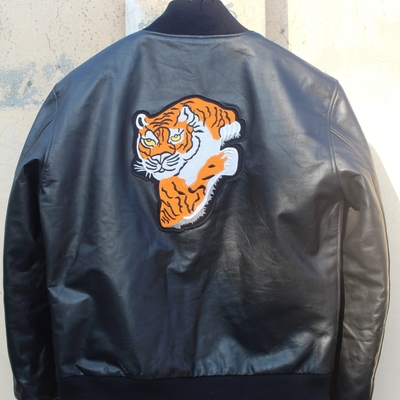 Crafted leather eye of the tiger jacket motorcycle - Thumbnail 4
