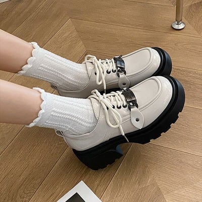 Retro chunky heeled leather shoes