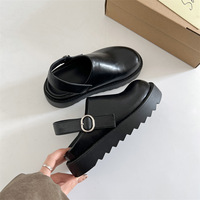 Big Toe Mary Jane Shoes In Black - Thumbnail 4