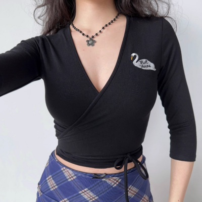 Sexy wrap-style cross tie slim fit t-shirt - Thumbnail 4