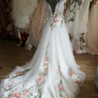 Elegant Appliques Flowers Wedding Dress, Elegant Floral Wedding Gown - Thumbnail 1