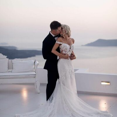 Sexy mermaid wedding dress, off the shoulder appliques wedding gown bridal dress