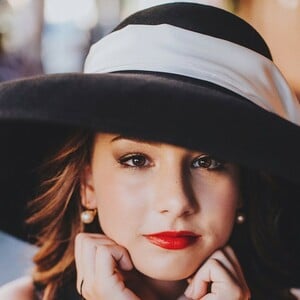 Holly -the Ultra Glamorous Oversized Wool Hat with 100% White Chiffon Silk Scarf - Thumbnail 2