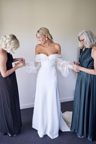 Sexy Sheath Off the Shoulder Wedding Dress, Long Wedding Gown Bridal Dress