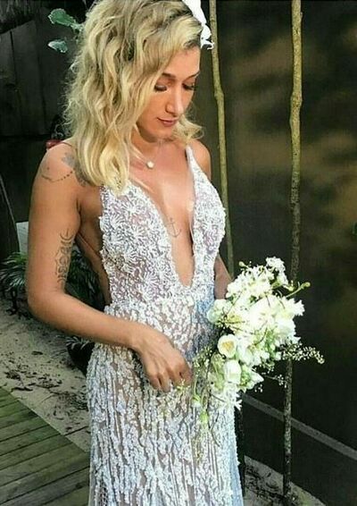 Sexy Luxury Deep V-neck Wedding Dress, Bling Bling Backless Tulle Wedding Gown Bridal Dress