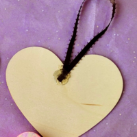 4 x 4.5 yellow alicorn - heart shaped painting - Thumbnail 1