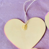 4 x 4.5 pink unicorn - heart shaped painting - Thumbnail 1